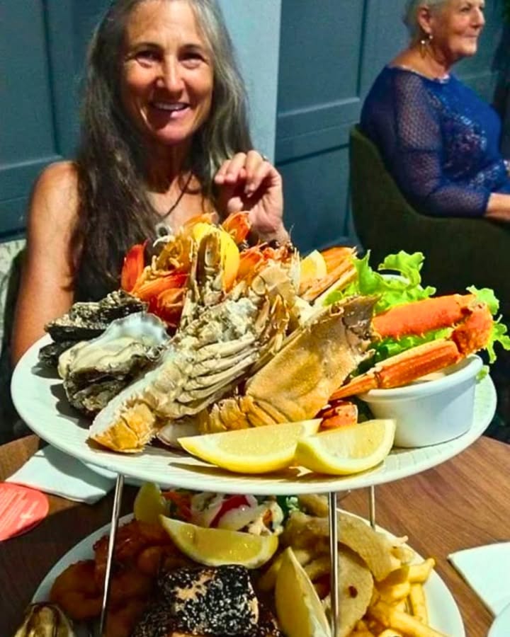 Featured image for “Mother’s Day Feast: Free Mimosa & Win Angoves Wine Hamper at Great Northern Hotel”