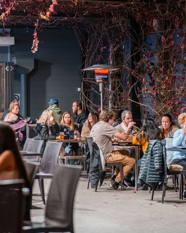 Featured image for “$10 Cocktails & Happy Hour: Seafood, Sips, and Vibes at Great Northern Hotel”