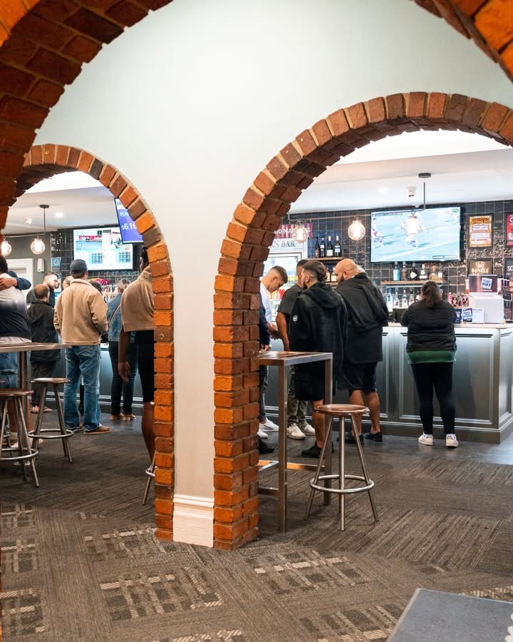 Featured image for “Schooner Saturday Special: $5 Members’ Beers at Great Northern Hotel”