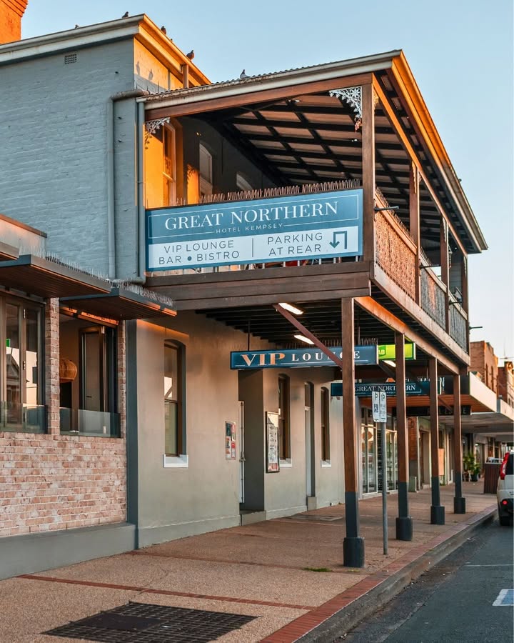 Featured image for “Members’ Happy Hour Specials: $6.50 Schooners & House Wine at Great Northern Hotel”